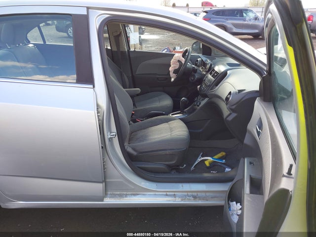 1G1JC5SH0E4202146 Chevrolet Sonic Lt Auto
