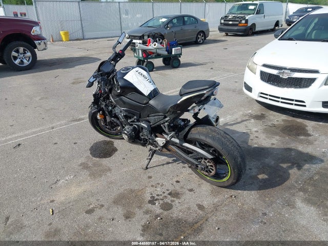 2024 Kawasaki Zr900 F მანქანა იყიდება აუქციონზე, vin: ML5ZRDF16RDA70061, აუქციონის ნომერი: 44880187