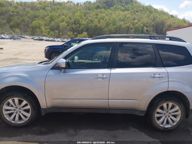2013 Subaru Forester 2.5x Limited მანქანა იყიდება აუქციონზე, vin: JF2SHAEC2DH425514, აუქციონის ნომერი: 44880218