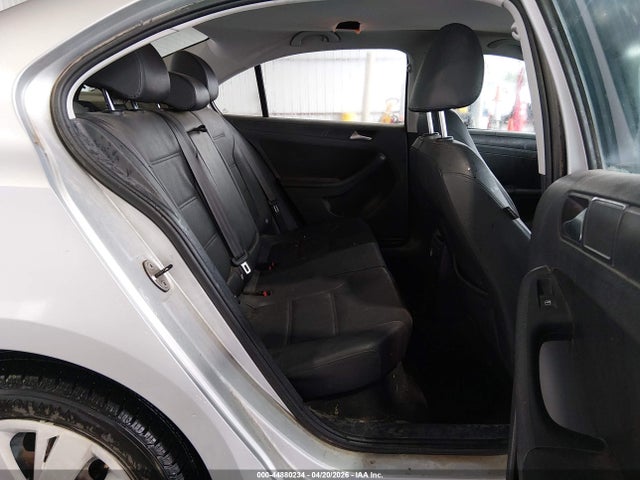 Продажа на аукционе авто 2012 Volkswagen Jetta 2.5l Se, vin: 3VWDP7AJ2CM367333, номер лота: 44880234