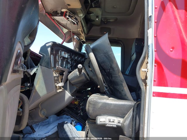 Продажа на аукционе авто 2019 Peterbilt 389, vin: 1XPXD49X1KD614317, номер лота: 44880236