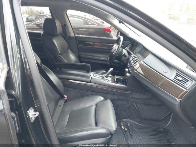 2009 Bmw 750i მანქანა იყიდება აუქციონზე, vin: WBAKA83599CY35048, აუქციონის ნომერი: 44880255