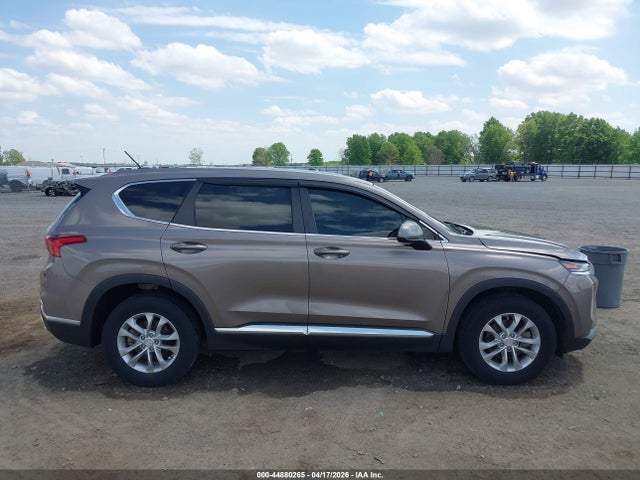 44880265 :رقم المزاد ، 5NMS23AD2KH083584 vin ، 2019 Hyundai Santa Fe Se مزاد بيع