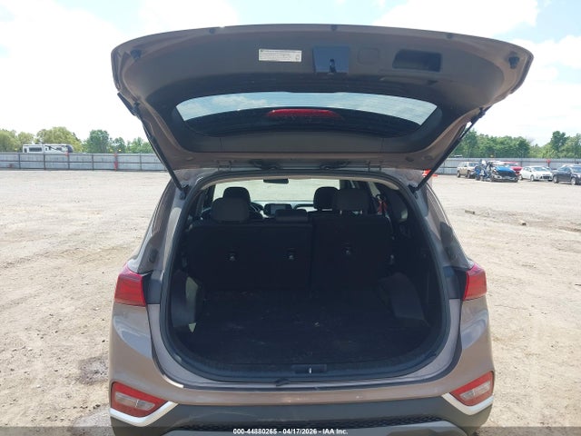 44880265 :رقم المزاد ، 5NMS23AD2KH083584 vin ، 2019 Hyundai Santa Fe Se مزاد بيع