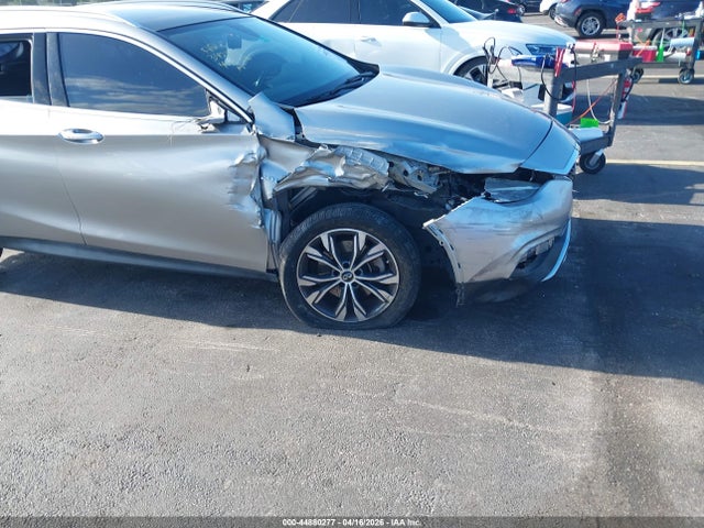 44880277 :رقم المزاد ، SJKCH5CR2JA002743 vin ، 2018 Infiniti Qx30 Luxe مزاد بيع