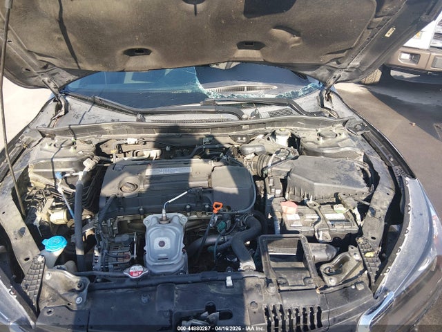 Aukcja sprzedaży 2015 Honda Accord Lx, vin: 1HGCR2F32FA261974, numer aukcji: 44880287