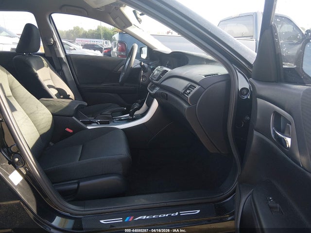 Aukcja sprzedaży 2015 Honda Accord Lx, vin: 1HGCR2F32FA261974, numer aukcji: 44880287