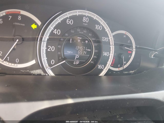Aukcja sprzedaży 2015 Honda Accord Lx, vin: 1HGCR2F32FA261974, numer aukcji: 44880287