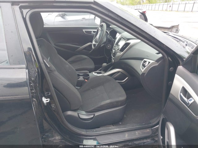 Продаж на аукціоні авто 2015 Hyundai Veloster, vin: KMHTC6AD9FU229833, номер лоту: 44880292