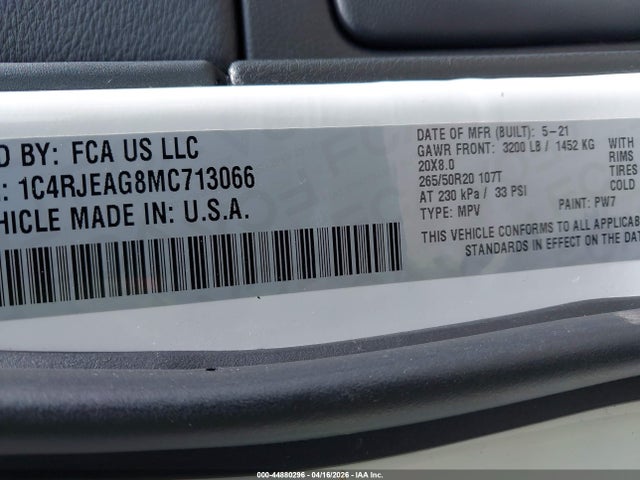 1C4RJEAG8MC713066 Jeep Grand Cherokee Laredo X 4x2