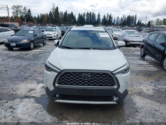 Toyota Corolla Cross Xle 2023 7MUDAABG9PV068874 Image 13