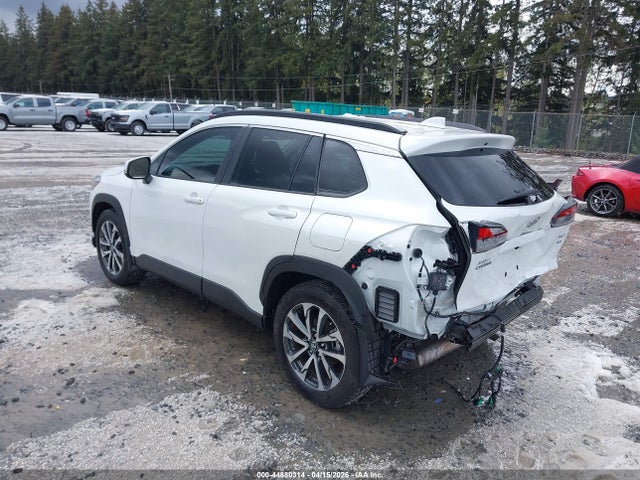 Toyota Corolla Cross Xle 2023 7MUDAABG9PV068874 Image 3