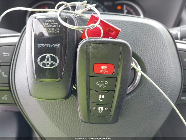 44880317 :رقم المزاد ، 2T3W1RFV5SW443001 vin ، 2025 Toyota Rav4 Xle مزاد بيع