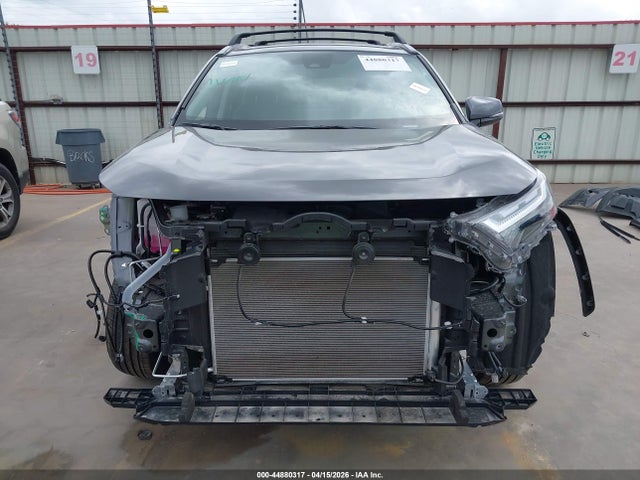 44880317 :رقم المزاد ، 2T3W1RFV5SW443001 vin ، 2025 Toyota Rav4 Xle مزاد بيع