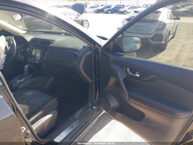Aukcja sprzedaży 2018 Nissan Rogue Sv, vin: 5N1AT2MT2JC745873, numer aukcji: 44880351