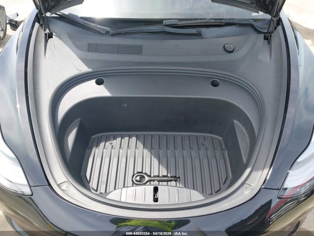 Tesla Model 3 Long Range Dual Motor All-wheel Drive 2022 5YJ3E1EB8NF160909 Image 10