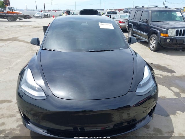 Tesla Model 3 Long Range Dual Motor All-wheel Drive 2022 5YJ3E1EB8NF160909 Image 13