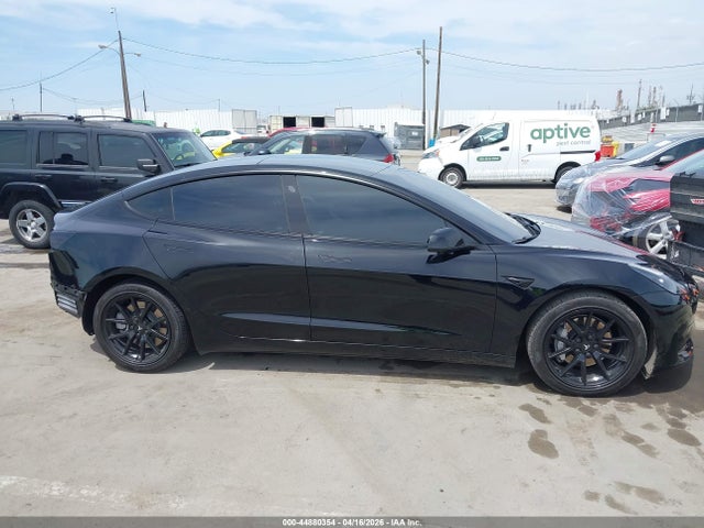 Tesla Model 3 Long Range Dual Motor All-wheel Drive 2022 5YJ3E1EB8NF160909 Image 14