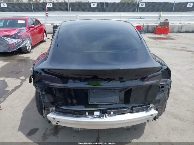 Tesla Model 3 Long Range Dual Motor All-wheel Drive 2022 5YJ3E1EB8NF160909 Image 17