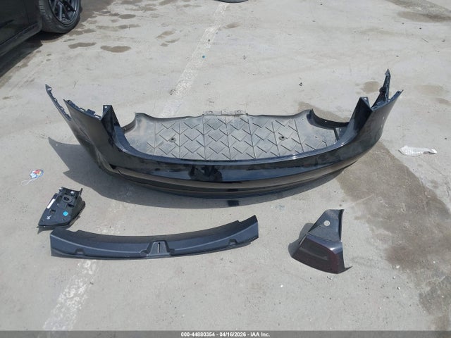 Tesla Model 3 Long Range Dual Motor All-wheel Drive 2022 5YJ3E1EB8NF160909 Image 12