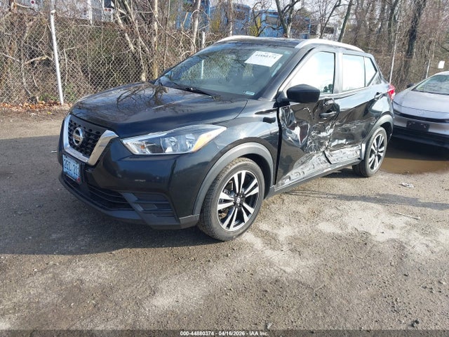 2020 Nissan Kicks Sv Xtronic Cvt მანქანა იყიდება აუქციონზე, vin: 3N1CP5CV1LL485174, აუქციონის ნომერი: 44880374
