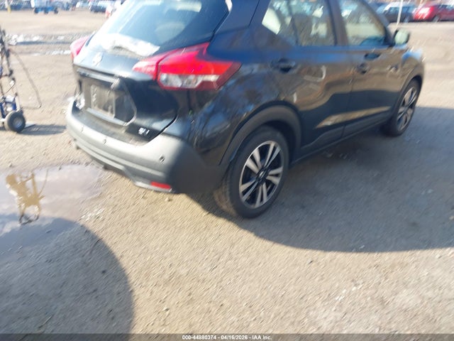 2020 Nissan Kicks Sv Xtronic Cvt მანქანა იყიდება აუქციონზე, vin: 3N1CP5CV1LL485174, აუქციონის ნომერი: 44880374