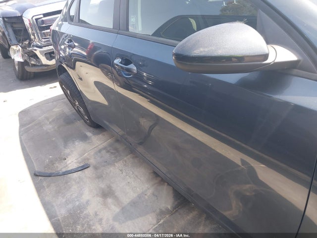 3KPF24AD4ME331657 KIA Forte Lxs