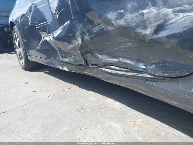 3KPF24AD4ME331657 KIA Forte Lxs