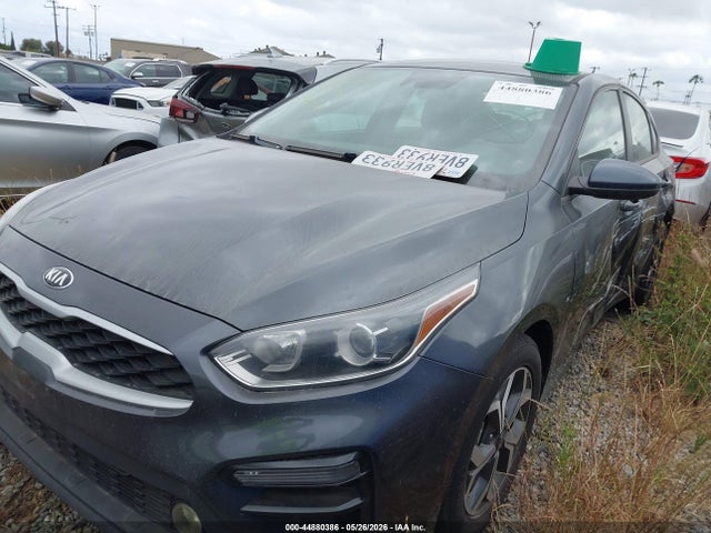 3KPF24AD4ME331657 KIA Forte Lxs