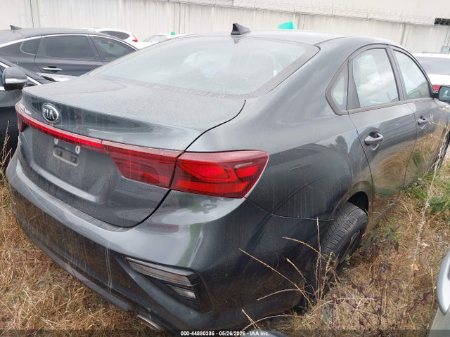 3KPF24AD4ME331657 KIA Forte Lxs