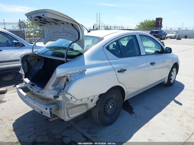 3N1CN7AP2EL860983 Nissan Versa 1.6 S+