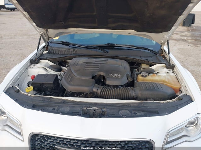 Aukcja sprzedaży 2015 Chrysler 300 Limited, vin: 2C3CCAAG7FH755211, numer aukcji: 44880412
