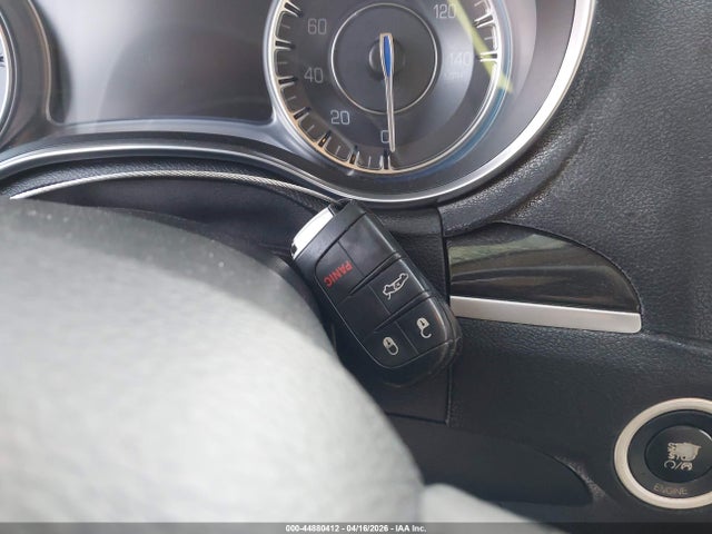 Aukcja sprzedaży 2015 Chrysler 300 Limited, vin: 2C3CCAAG7FH755211, numer aukcji: 44880412