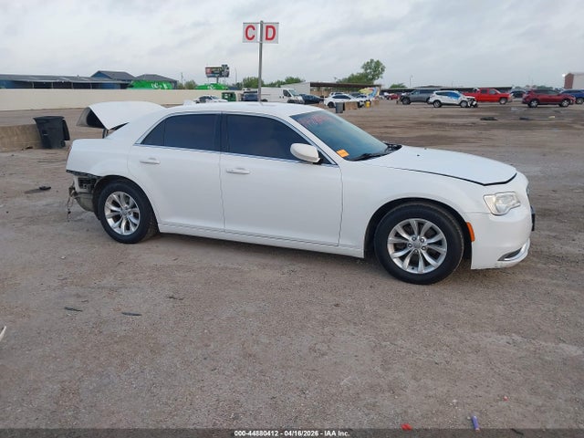 Aukcja sprzedaży 2015 Chrysler 300 Limited, vin: 2C3CCAAG7FH755211, numer aukcji: 44880412