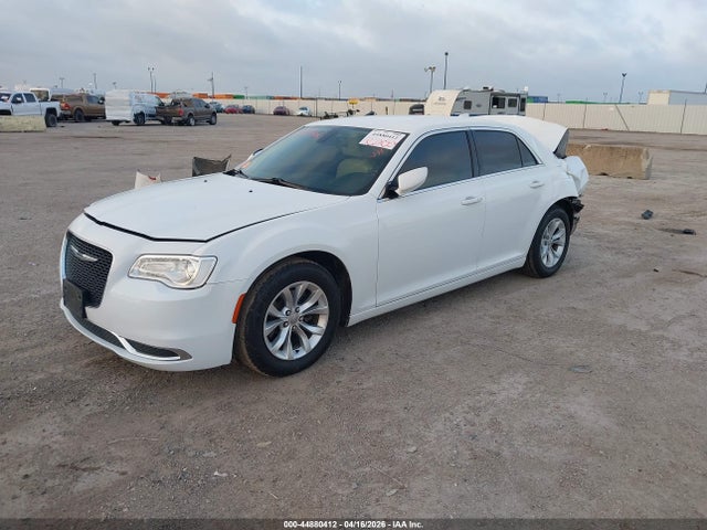 Aukcja sprzedaży 2015 Chrysler 300 Limited, vin: 2C3CCAAG7FH755211, numer aukcji: 44880412
