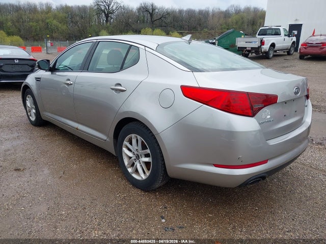 2011 KIA OPTIMA KNAGM4A76B5083345 Photo 2