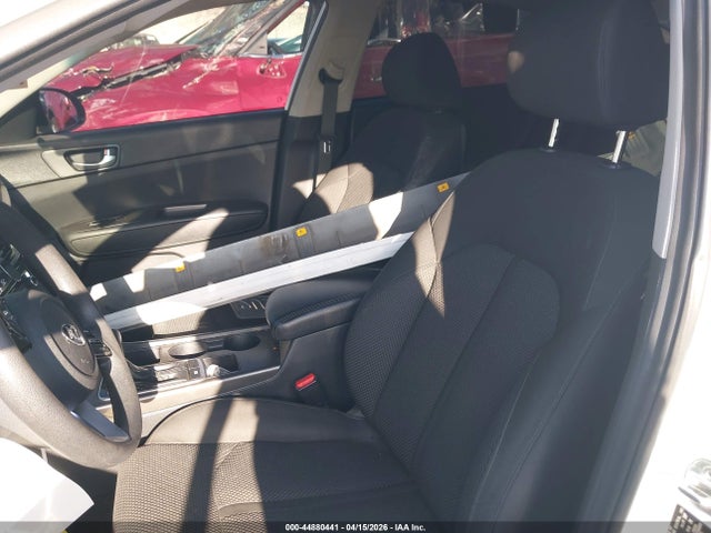 5XXGT4L39KG284345 KIA Optima Lx