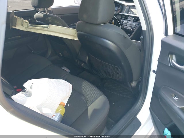 5XXGT4L39KG284345 KIA Optima Lx