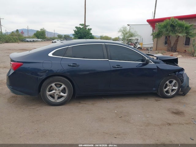 1G1ZC5ST0HF173554 Chevrolet Malibu 1fl