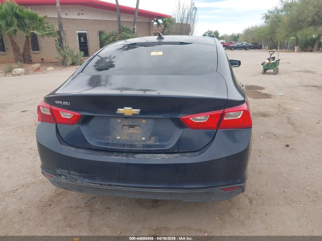 1G1ZC5ST0HF173554 Chevrolet Malibu 1fl