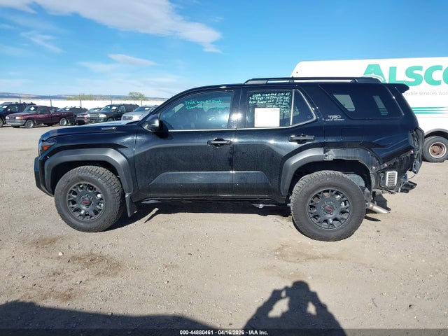 2025 Toyota 4runner Hybrid Trd Off Road Premium მანქანა იყიდება აუქციონზე, vin: JTEVB5BR7S5001107, აუქციონის ნომერი: 44880461