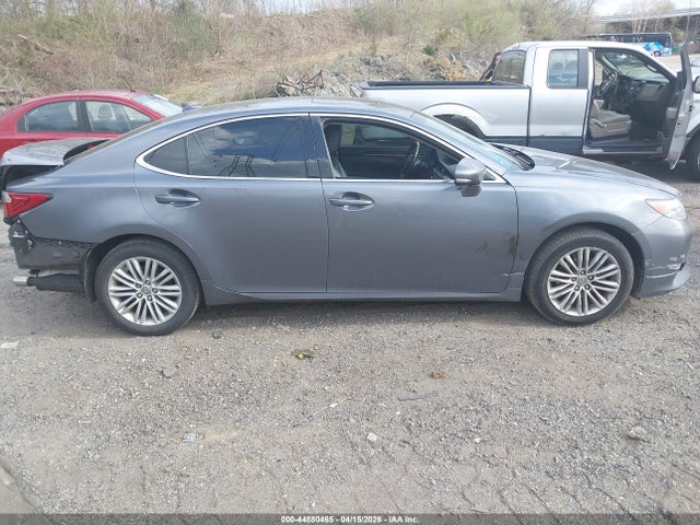 2013 Lexus Es 350 მანქანა იყიდება აუქციონზე, vin: JTHBK1GG2D2053495, აუქციონის ნომერი: 44880465
