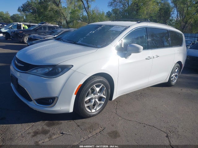 Aukcja sprzedaży 2018 Chrysler Pacifica Touring Plus, vin: 2C4RC1FG1JR101631, numer aukcji: 44880477