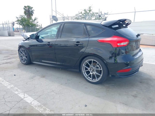 2016 Ford Focus St მანქანა იყიდება აუქციონზე, vin: 1FADP3L97GL221618, აუქციონის ნომერი: 44880481