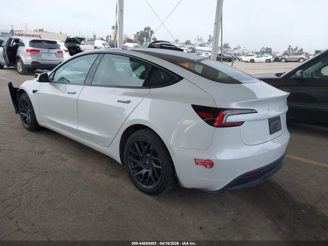 Продаж на аукціоні авто 2024 Tesla Model 3 Long Range Dual Motor All-wheel Drive/rear-wheel Drive, vin: 5YJ3E1EA3RF860897, номер лоту: 44880492