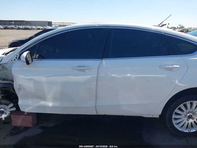 3FA6P0LU4ER128873 Ford Fusion Hybrid Se
