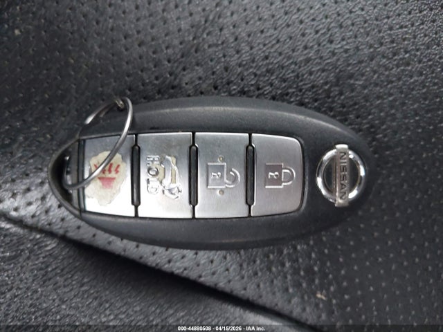 2015 Nissan Rogue Sl მანქანა იყიდება აუქციონზე, vin: 5N1AT2MT1FC812115, აუქციონის ნომერი: 44880508