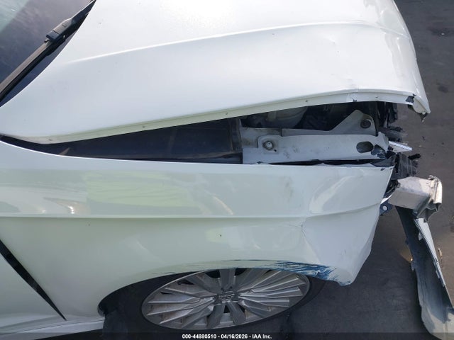 2017 Audi A3 E-tron 1.4t Premium მანქანა იყიდება აუქციონზე, vin: WAUTPBFF7HA146687, აუქციონის ნომერი: 44880510