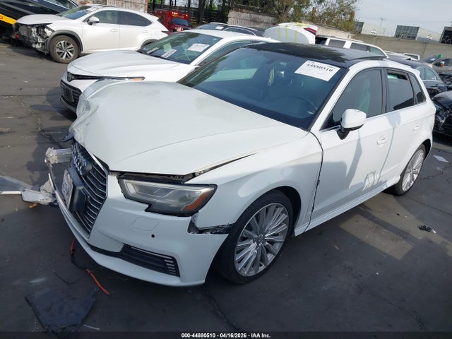 2017 Audi A3 E-tron 1.4t Premium მანქანა იყიდება აუქციონზე, vin: WAUTPBFF7HA146687, აუქციონის ნომერი: 44880510