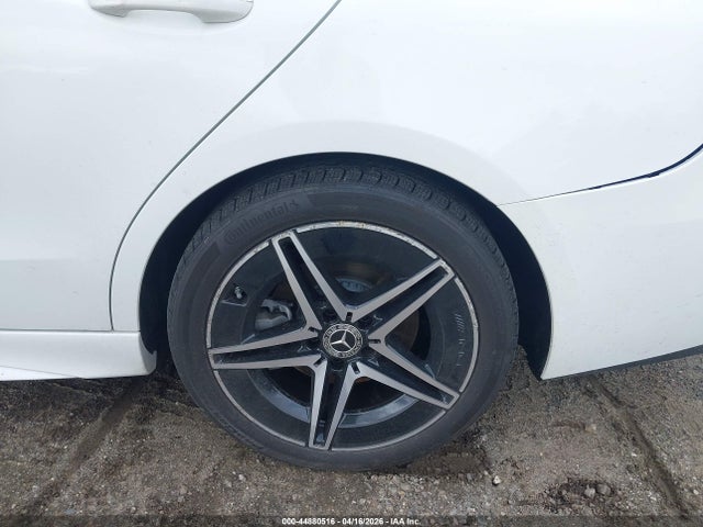 W1KAF4HB0RR230443 Mercedes-Benz C 300